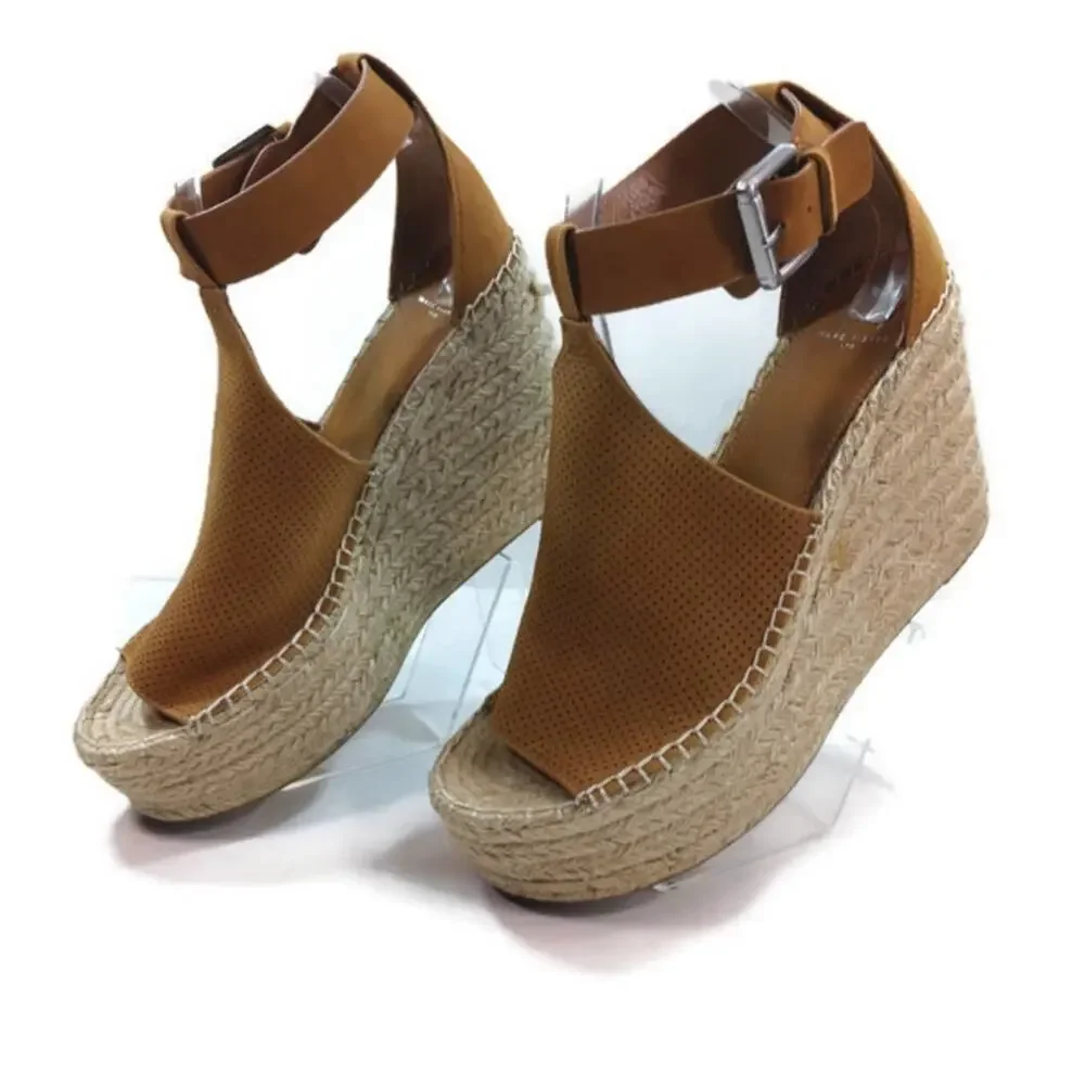 Marc Fisher Leather Espadrille GUC  Size 9.5M     SS1332